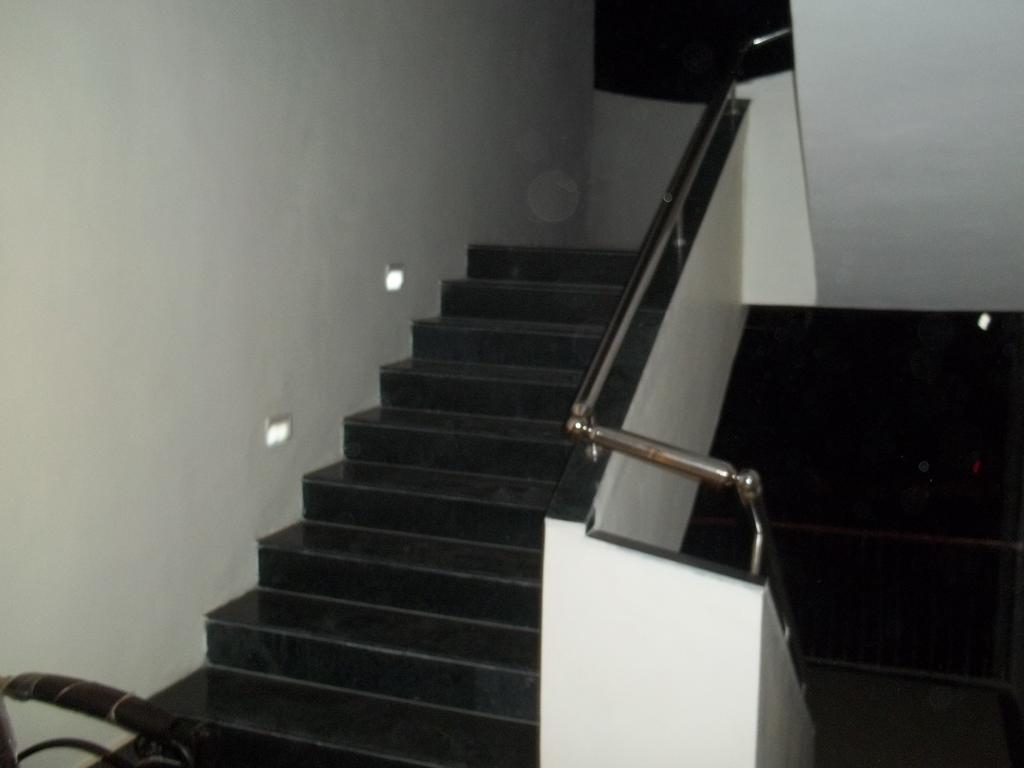 Hotel Sapphire Dźunagadh Zewnętrze zdjęcie